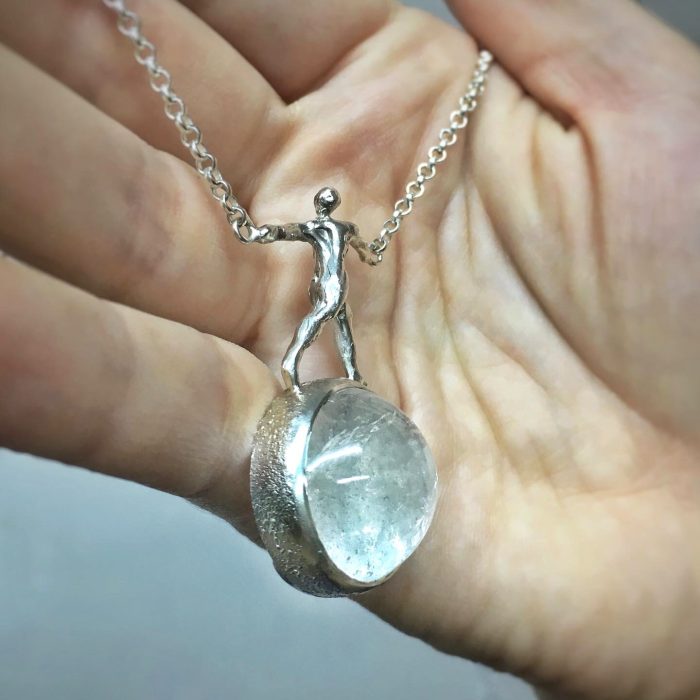 Collar Personita sobre mundo cuarzo