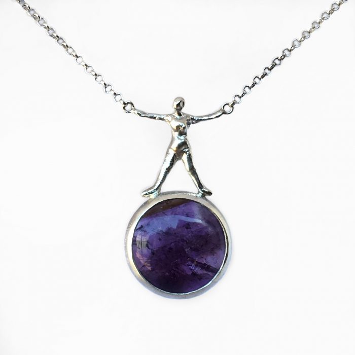 Collar Personita sobre mundo amatista